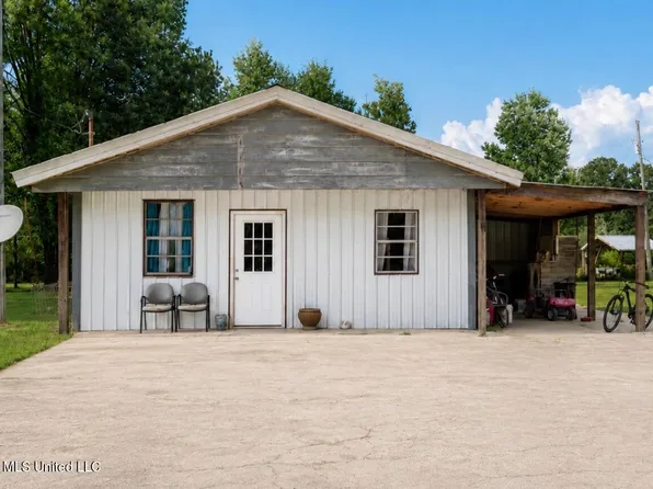 3224 Old Jackson Rd, Forest, MS 39074