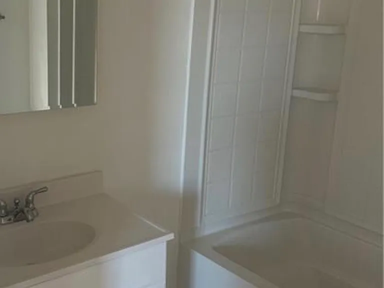 144 Putnam St — Photo 12