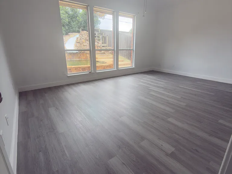 2622 Westwind Dr — Photo 16