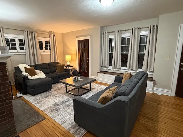 750 Euclid Ave #1 — Photo 2