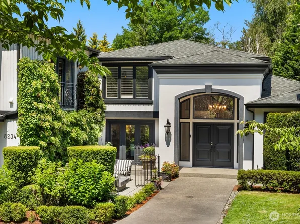 8234 NE 8th Street, Medina, WA 98039