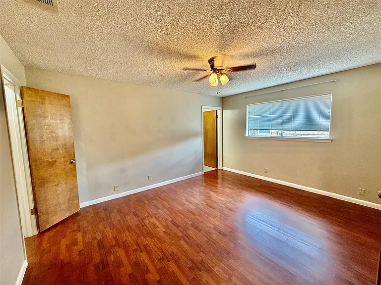 12317 Willow Wild Dr #B — Photo 17