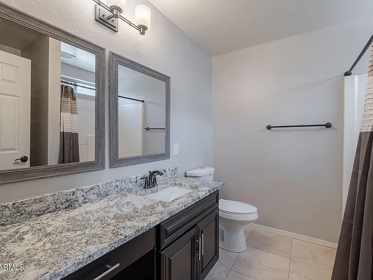 365 W Settlers Trl — Photo 11