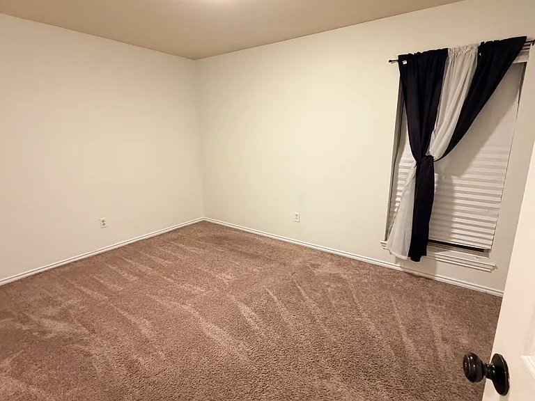 2307 Monte Carlo Dr #B — Photo 12