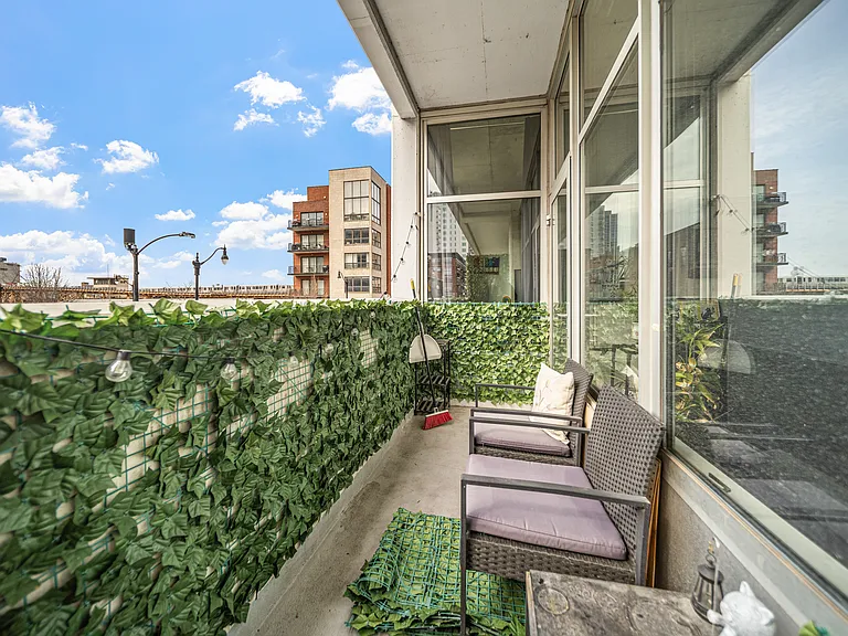 50 E 16th St #312 — Photo 5