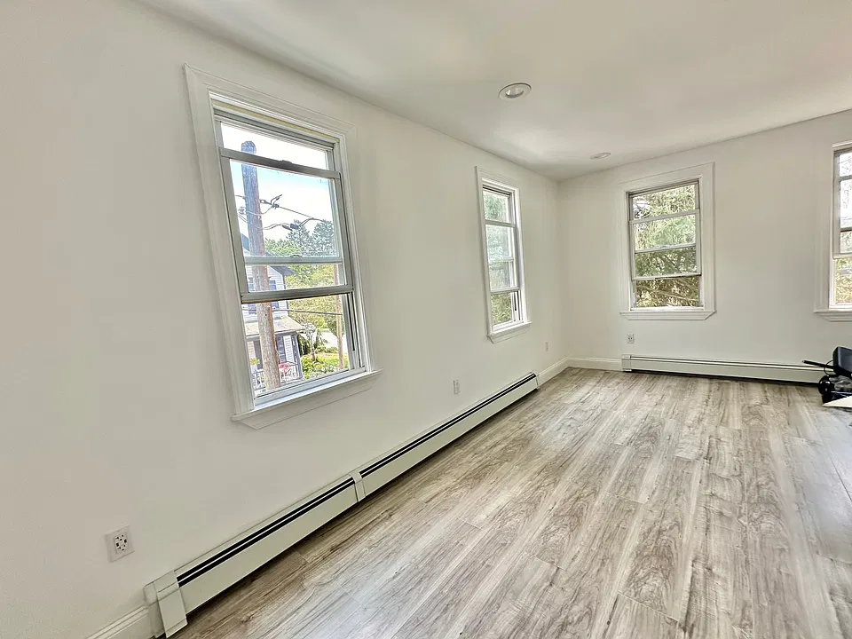 Super bright living room with lots of windows!