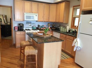 1319 W Belmont Ave #2FF, Chicago, IL 60657