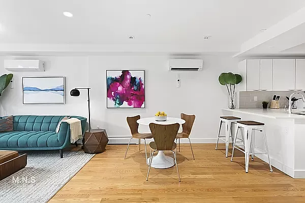 Rented by MNS | media 12