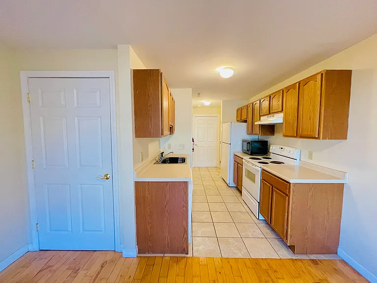 23 Church St #4 — Photo 14