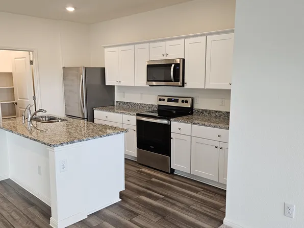 622 Gemsbok Rd, Hutto, TX 78634