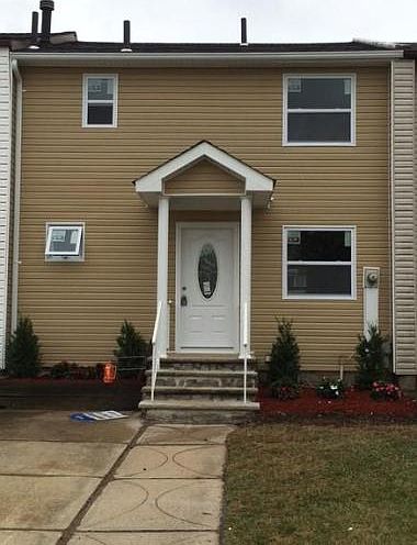 1st image of 127 Ada Dr