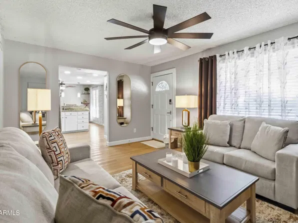 8318 W TURNEY Avenue, Phoenix, AZ 85037