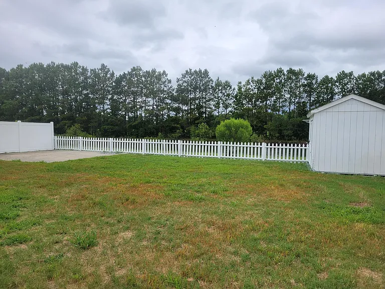 209 Meadowlark Ln — Photo 36