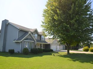 558 Kreusers Ridge St, Colgate, WI 53017