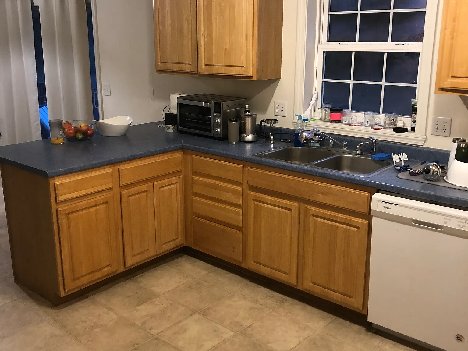 3 bed, 1650 sqft, $2,650 — Photo 1
