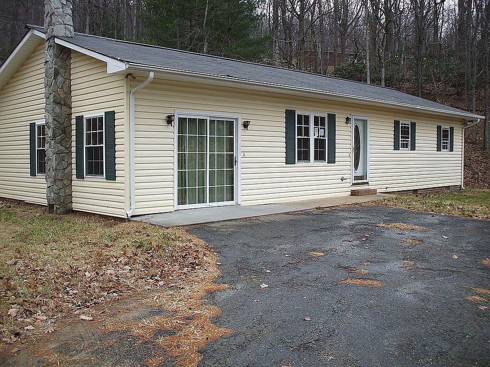 1st image of 138 Atwood St
