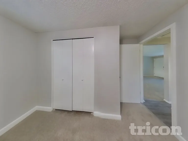 1641 Rhonda Dr — Photo 12