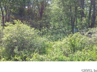 175 Nicholsville Rd, Bernhards Bay, NY 13028