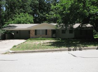 1818 Pinecrest Dr, Tyler, TX 75701