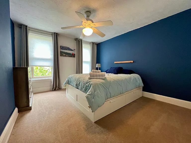 4872 Ogle St — Photo 10