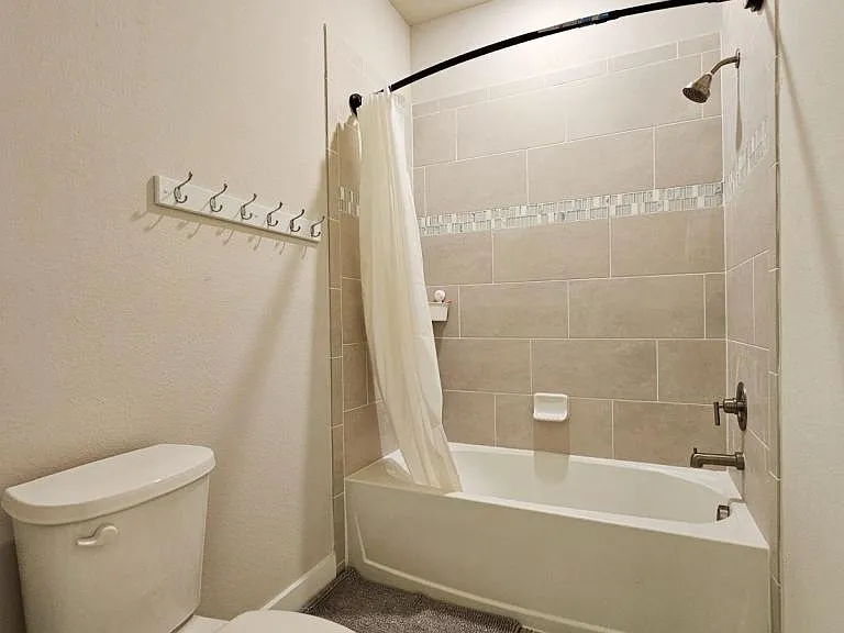 3190 Sailing Pier Ave — Photo 37