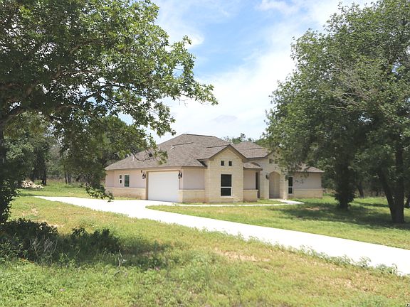 5th image of 193 Oak Fields Dr