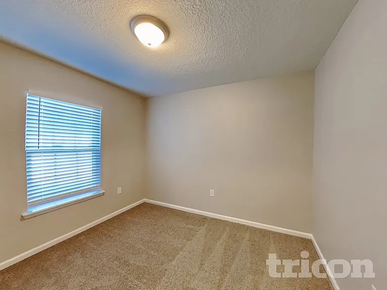 8287 Fouraker Forest Rd — Photo 9
