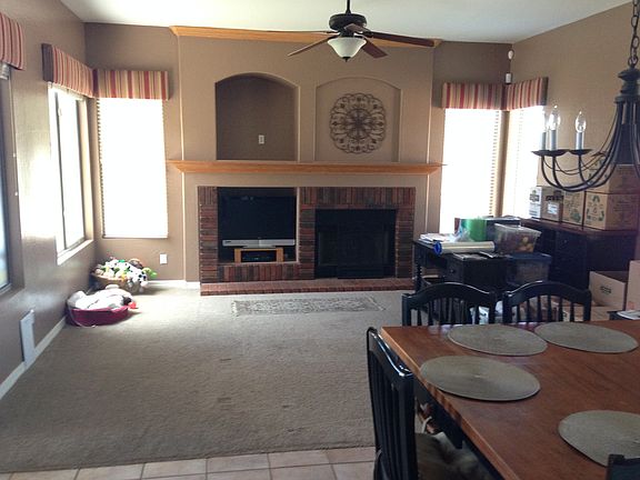 Family Room/Great Room with cozy Fireplace