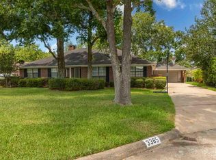 3385 Shady Hollow Ln, Beaumont, TX 77706