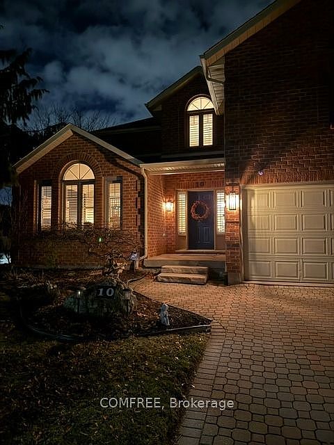 1st image of 10 Endicott Dr