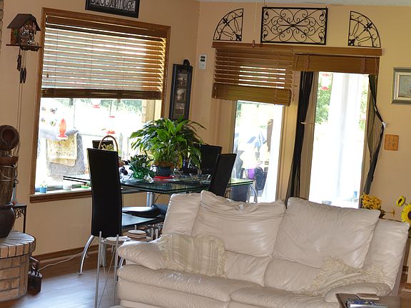 4th image of 361 S Diamondhead Dr