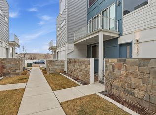 3590 S Xenon Dr, Salt Lake City, UT 84119