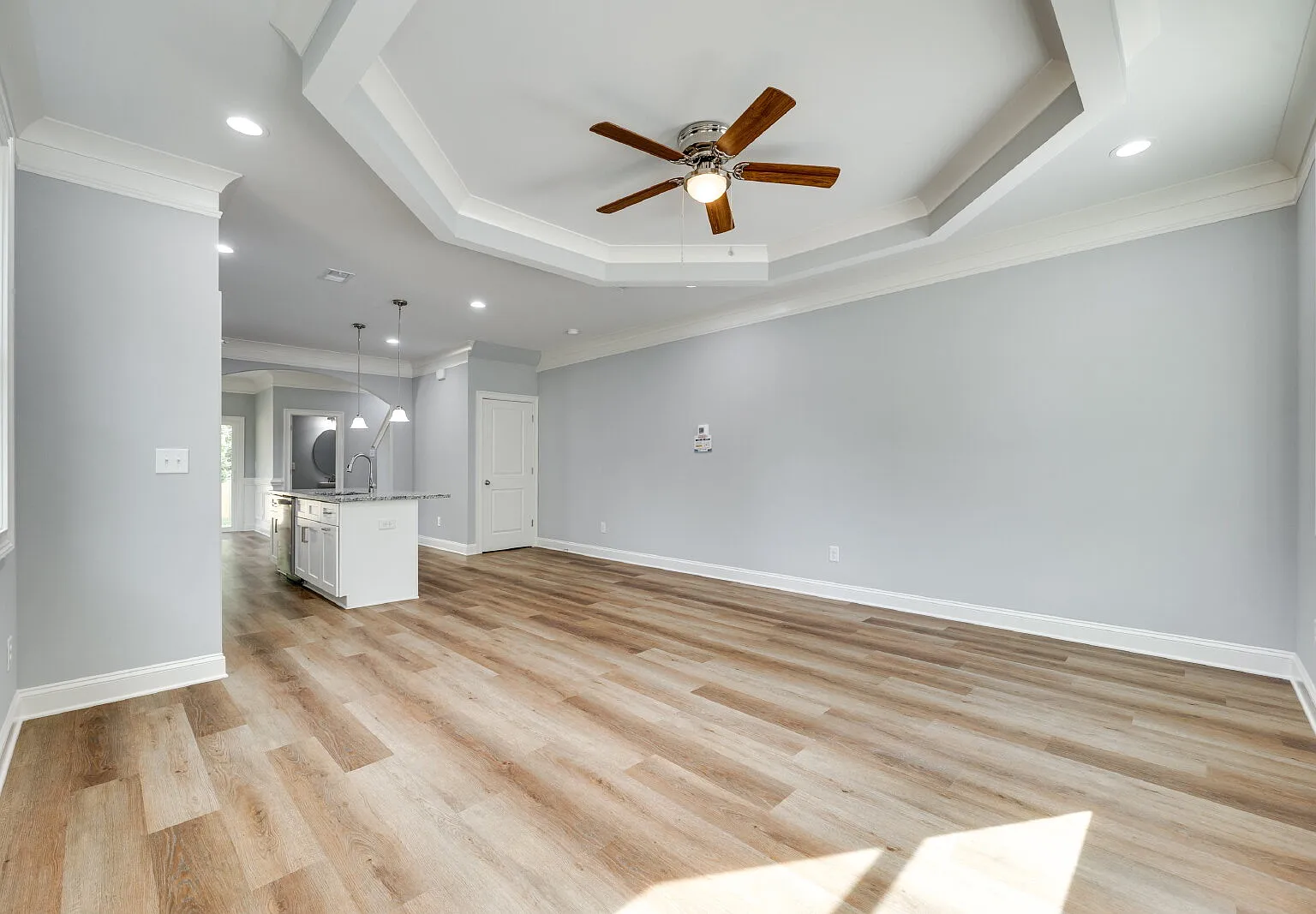 2 bed, 2.0 bath, 1410 sqft, $1,850 — Photo 4