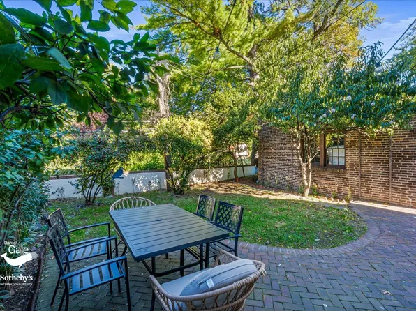 116-33 Union Turnpike image 37 of 40