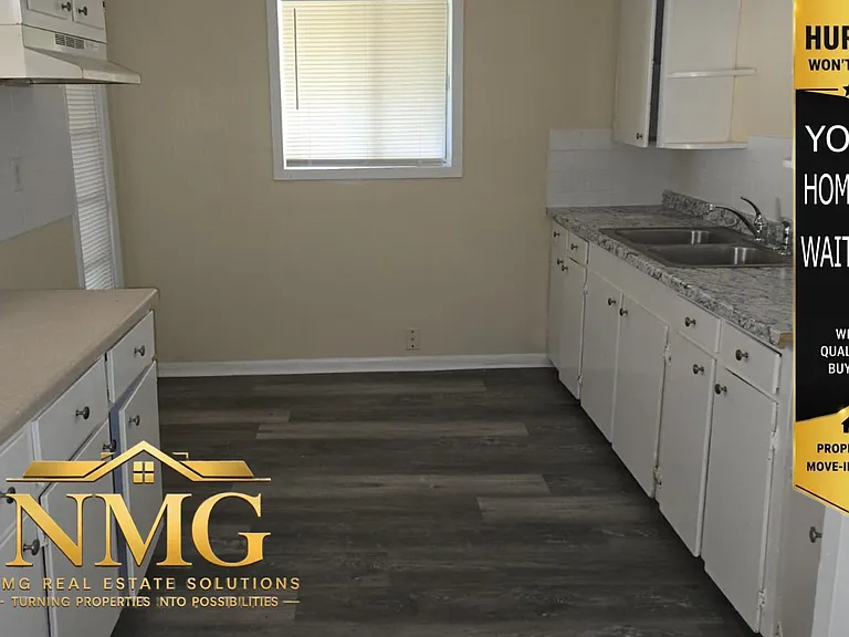 3511 Sykes Park Dr — Photo 2