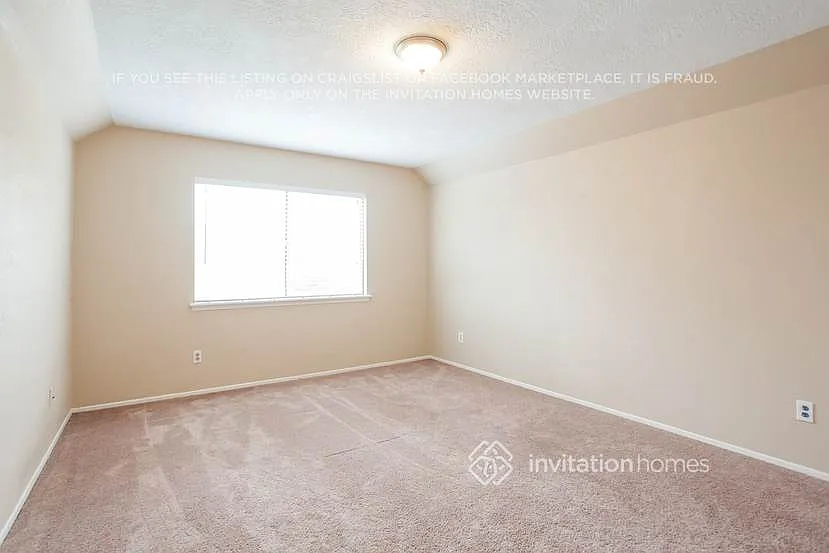 5103 Tashkent Dr Friendswood, TX 77546 — Photo 3