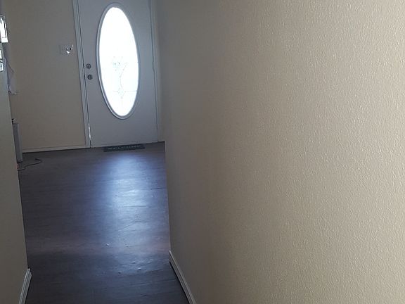 3rd image of 21360 Bougainvillea Dr