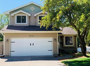 5018 Bel Aire Rd, Des Moines, IA 50310