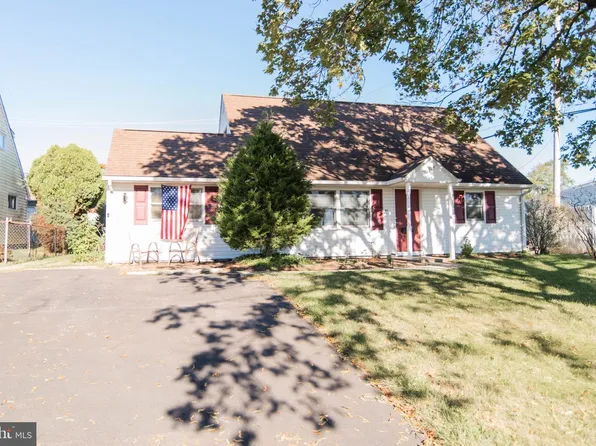 41 Valentine Ln, Levittown, PA 19054