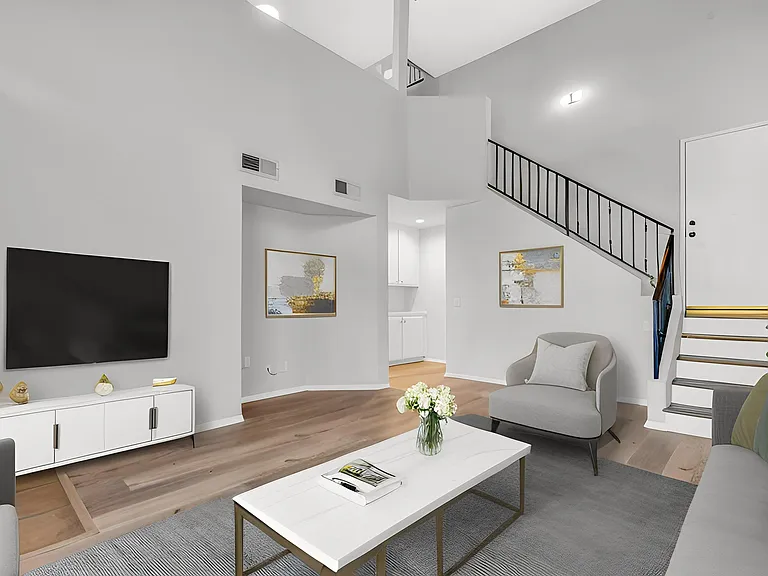 315 Westlake Vista Ln — Photo 14