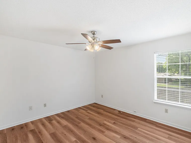4410-4412 Cheryl Ct. — Photo 26