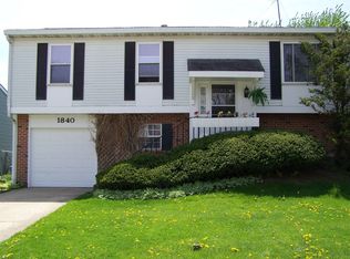 1840 Brighton Cir, Aurora, IL 60506