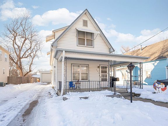 2nd image of 131 N College Ave