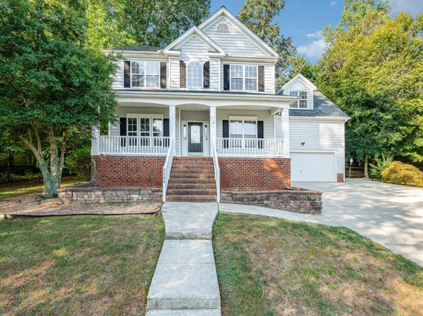 2200 Becketts Ridge Dr, Hillsborough, NC 27278