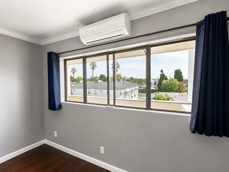 1299 Cordova St #308 — Photo 12