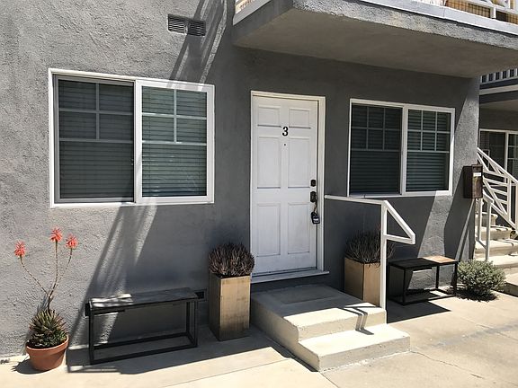 2nd image of 4155 Tujunga Ave APT 3