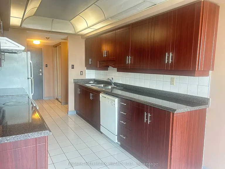 4725 Sheppard Ave E #1112 — Photo 5