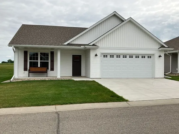 520 Southfork Cir SE, Hutchinson, MN 55350