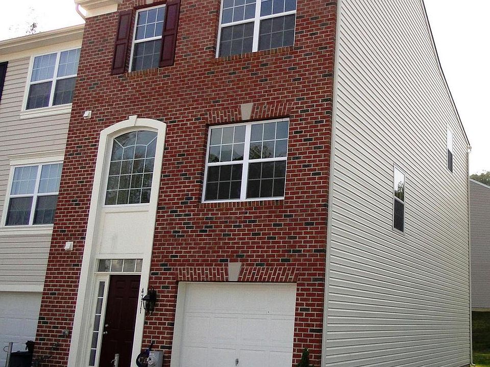 1st image of 4711 Wineleaf Ln