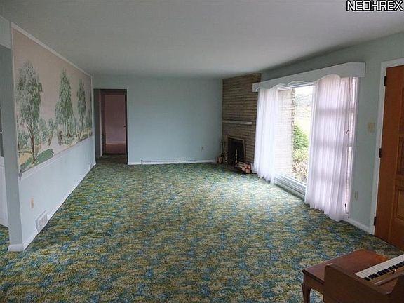 2nd image of 8131 Ravenna Ave